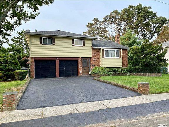 2nd image of 40 Eddie Ave