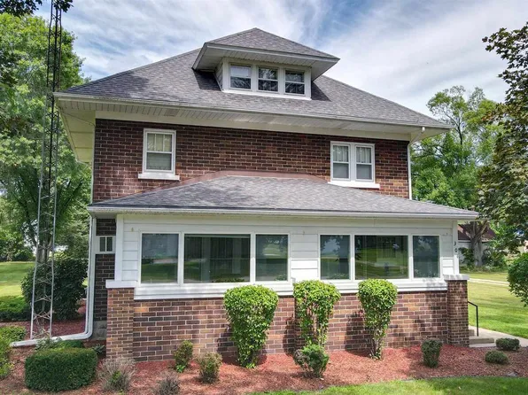 304 Wisconsin Street, Avoca, WI 53506