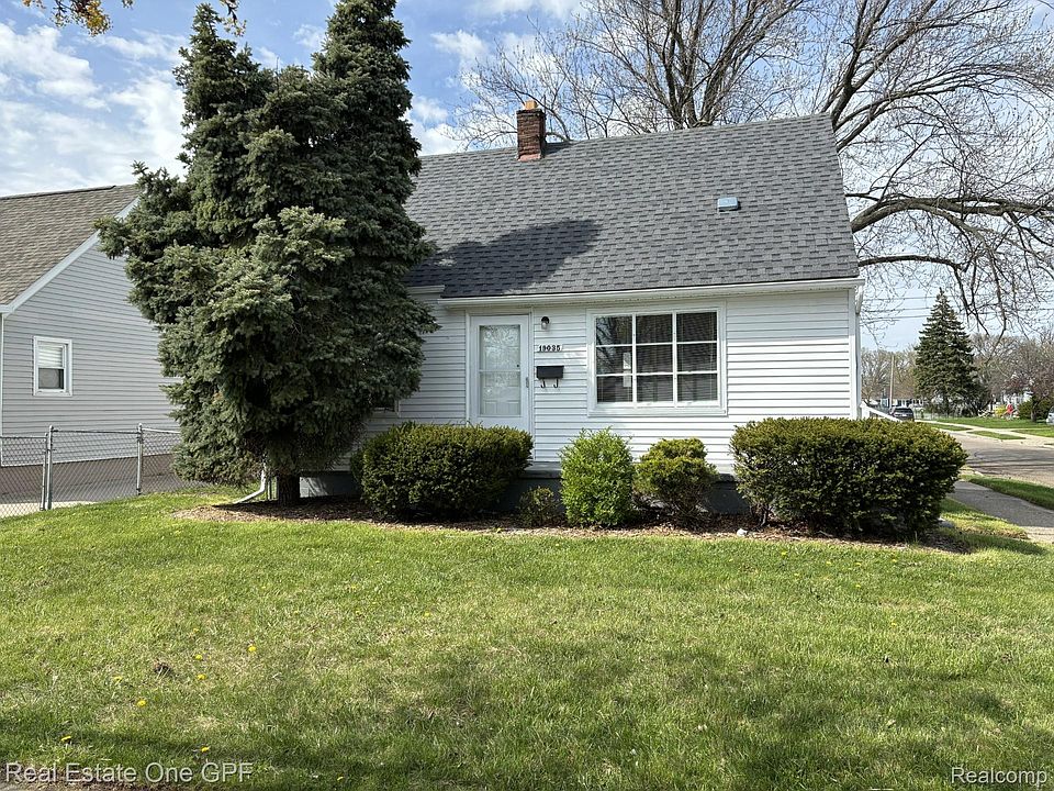 1st image of 19035 Hazelwood St