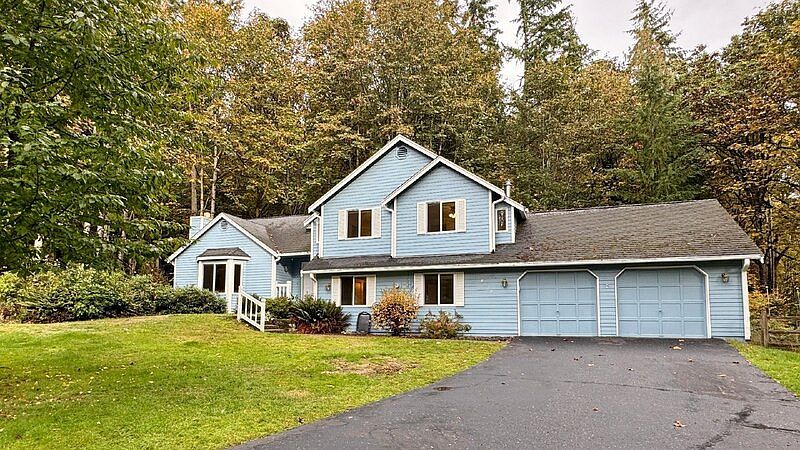 1st image of 18128 NE 136th St