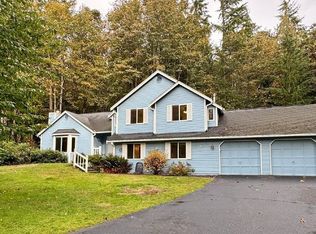 18128 NE 136th St, Redmond, WA 98052
