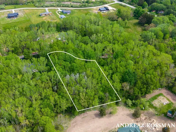 7032 Glenn Oaks Rd, South Haven, MI 49090