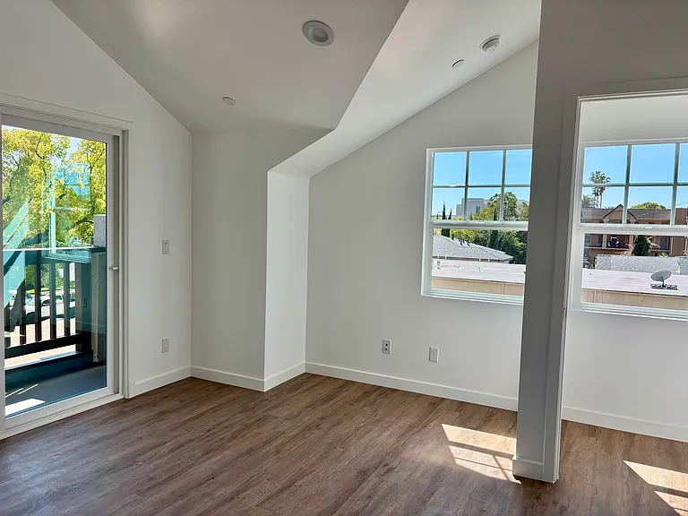67 N Sierra Bonita Ave #1 — Photo 7