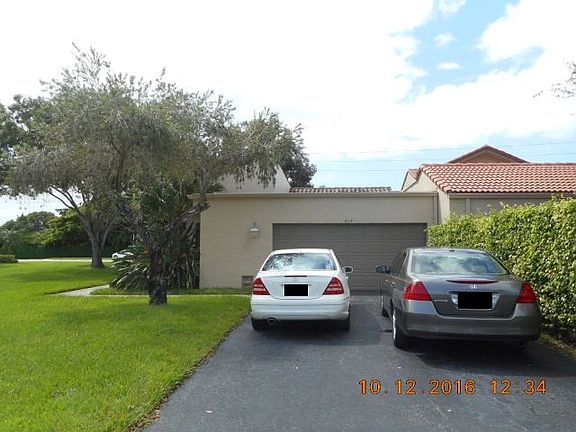 2nd image of 619 Village Lake Dr