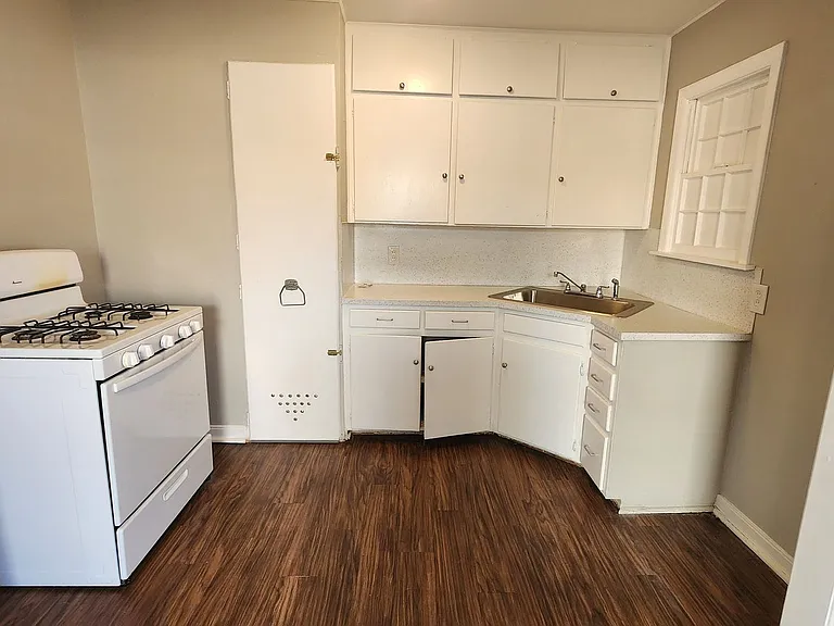 409 N Key Blvd — Photo 2