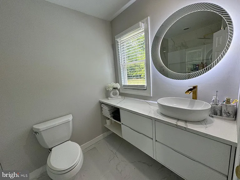 3332 Philmont Ave — Photo 17