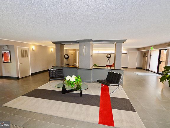 4th image of 200 N Pickett St APT 806