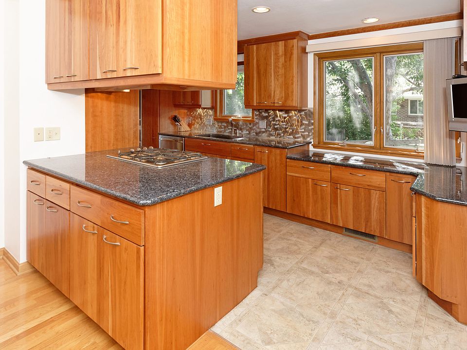 2nd image of 11280 Benthaven Dr
