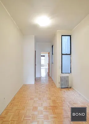 Rented by Bond New York | media 23