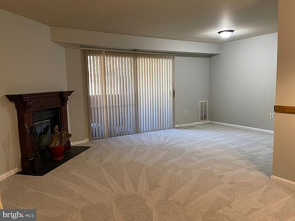 4th image of 205 Water Fountain Ct Unit 104