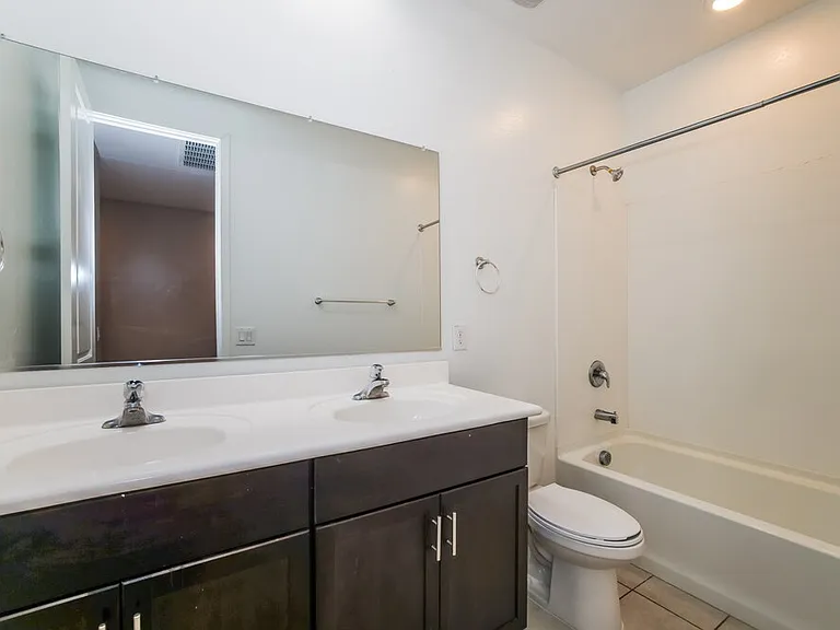 11022 W Marguerite Ave — Photo 15