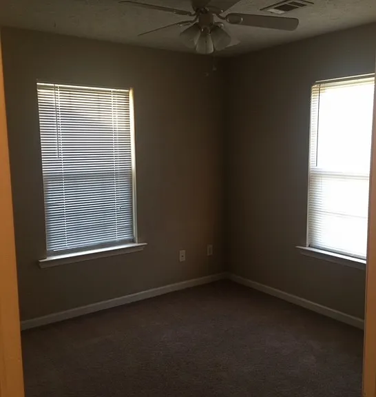 Springplace Apartments — Photo 3