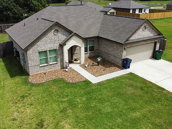 3rd image of 434 Countryside Dr