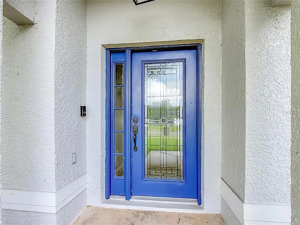 5 bed, 2.0 bath, 2092 sqft, $2,700 — Photo 4