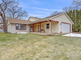 1707 Pheasant Ave, Twin Lakes, WI 53181