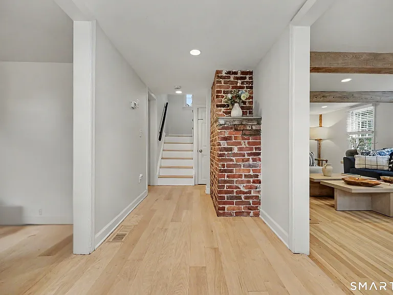 140 East Ave #140 — Photo 12