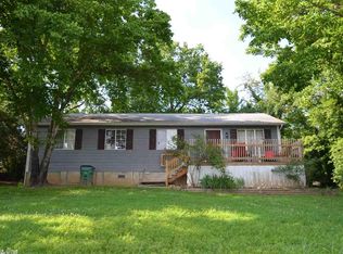 170 Blevins St, Norfork, AR 72658
