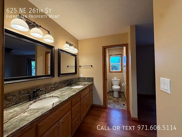 625 NE 26th St — Photo 30