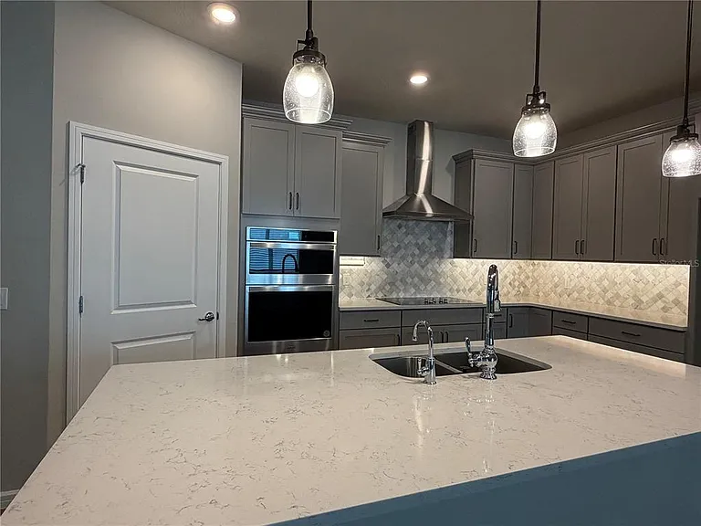 2610 Autumn Peace Dr — Photo 3