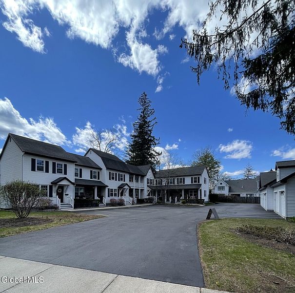 3rd image of 11 Cottage Street APT 7