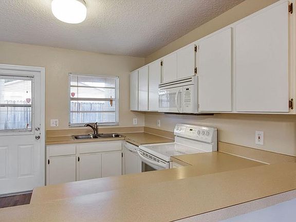 5th image of 4804 Rock Fish Ct