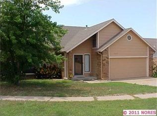 11024 S Oak Ave, Jenks, OK 74037