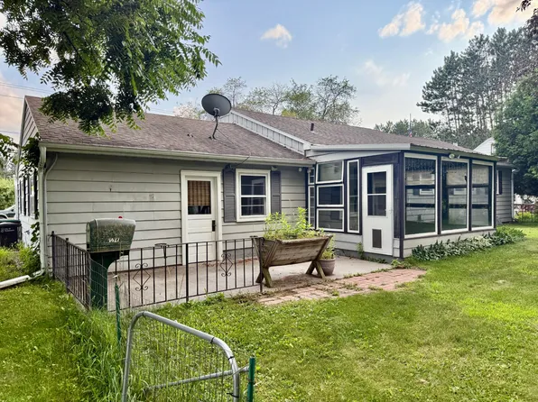 1427 E Somo Ave, Tomahawk, WI 54487