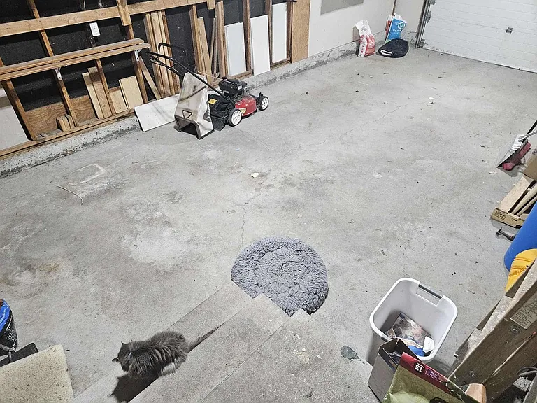 365 Bare St — Photo 2