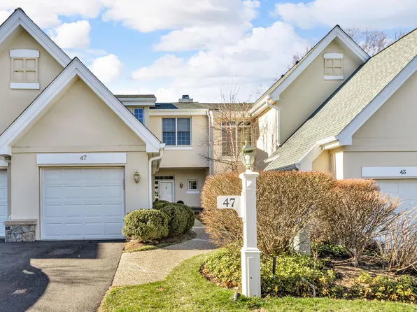 47 Doral Greens Drive W, Rye Brook, NY 10573
