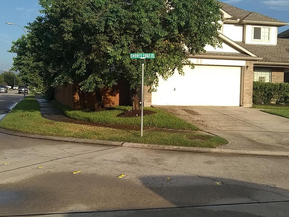 2nd image of 19826 Shores Edge Dr