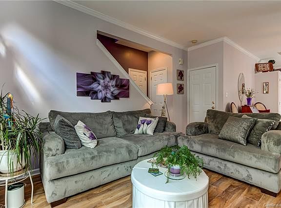 4th image of 9009 Cinnabay Dr #43