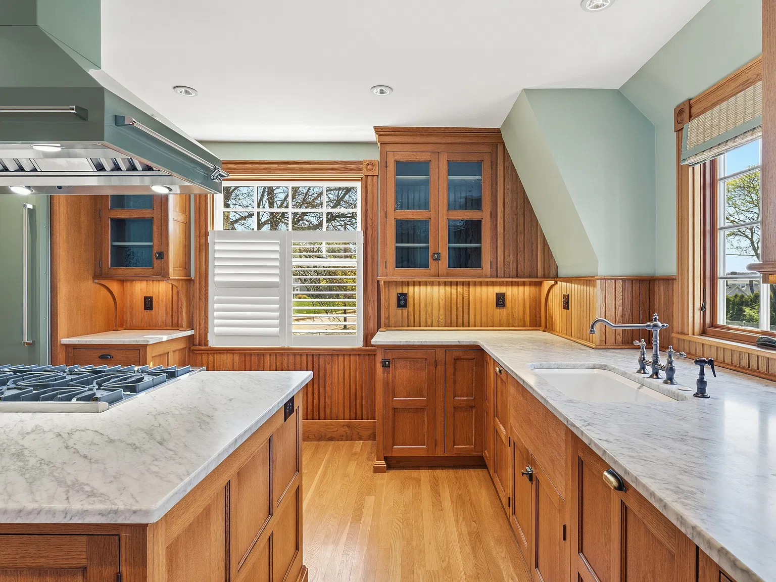3 bed, 3000 sqft, $6,000 — Photo 2