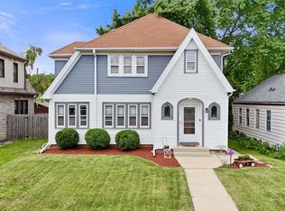 7118 W Beloit Rd, West Allis, WI 53219