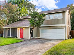 15350 McConn St, Webster, TX 77598