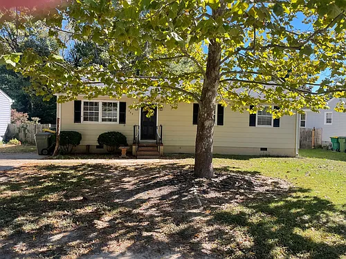 389 Libby Ave Photo 1