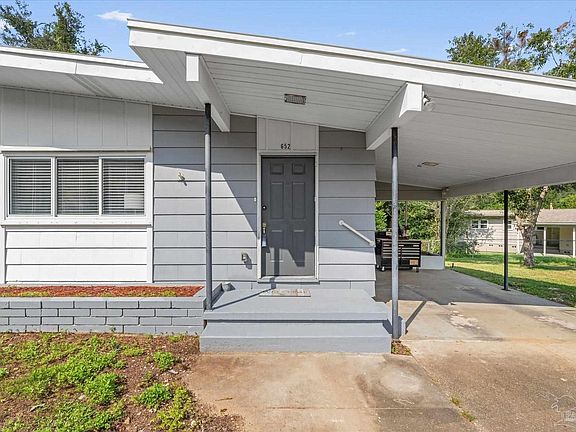 5th image of 652 Valley Dr