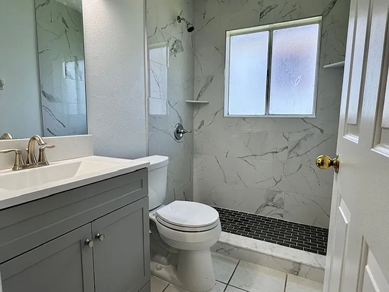 838 Hillcrest Dr — Photo 14