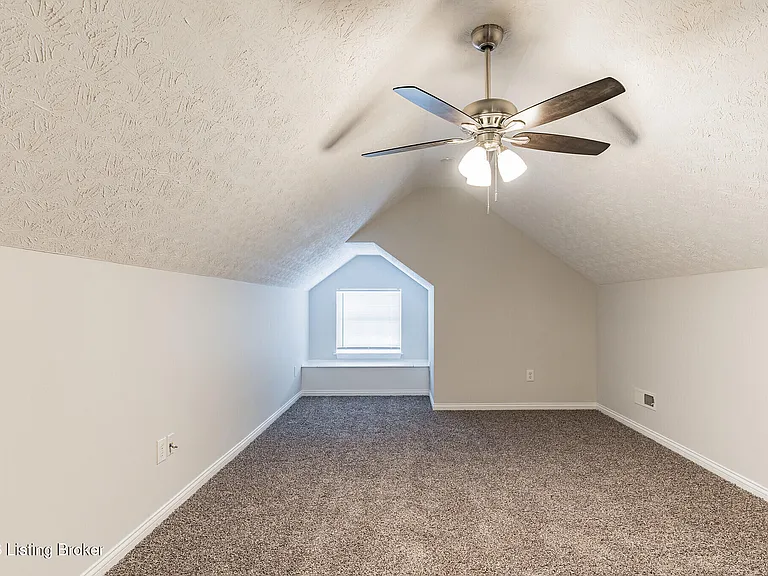 7121 Blue Stream Ct — Photo 19
