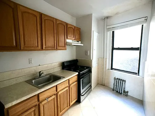 Rented by Sovereign Associates | media 19