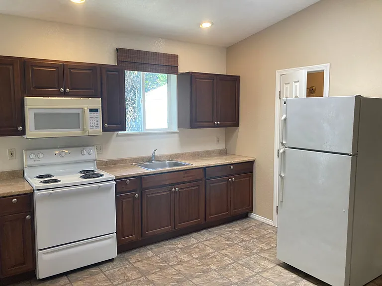 4789 W Mountain View Dr — Photo 7