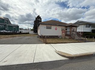 690 Washington Ave, Revere, MA 02151