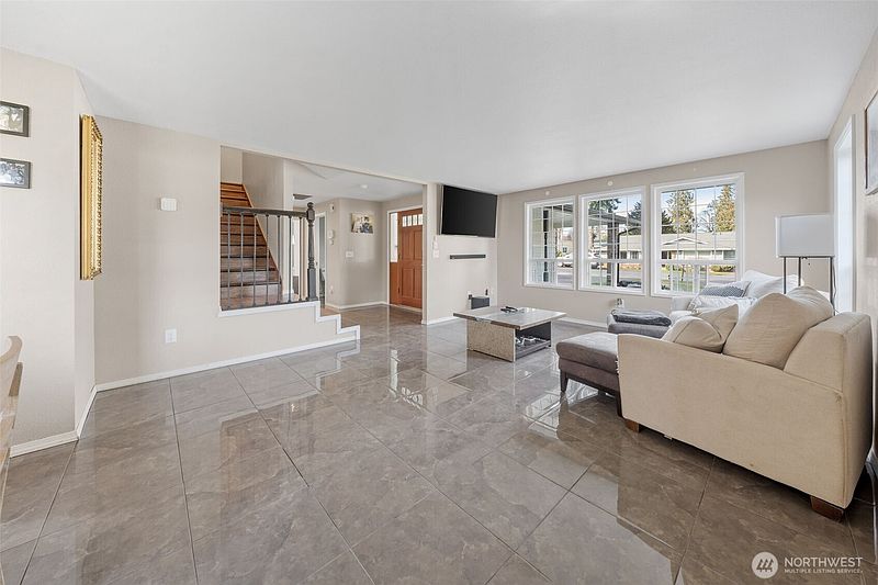 4th image of 6302 81st Street E