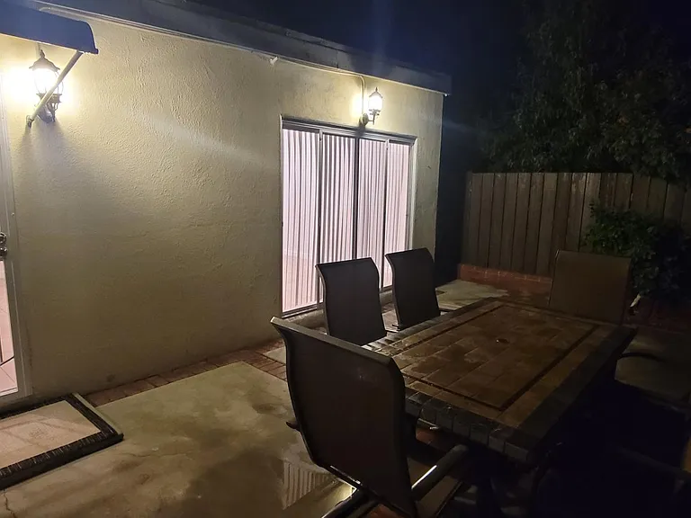 10019 Tujunga Canyon Blvd — Photo 18