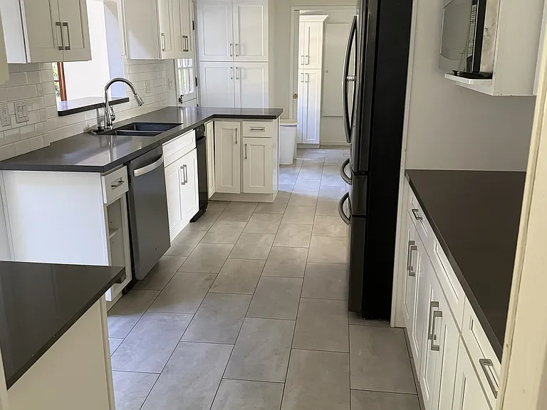 217 Starlane Dr — Photo 7