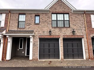 417 Roebling Ct, Cranberry Township, PA 16066