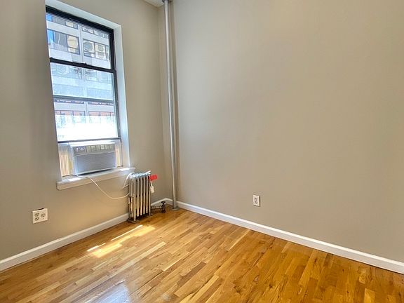 5th image of 413 E 70th St APT 22A