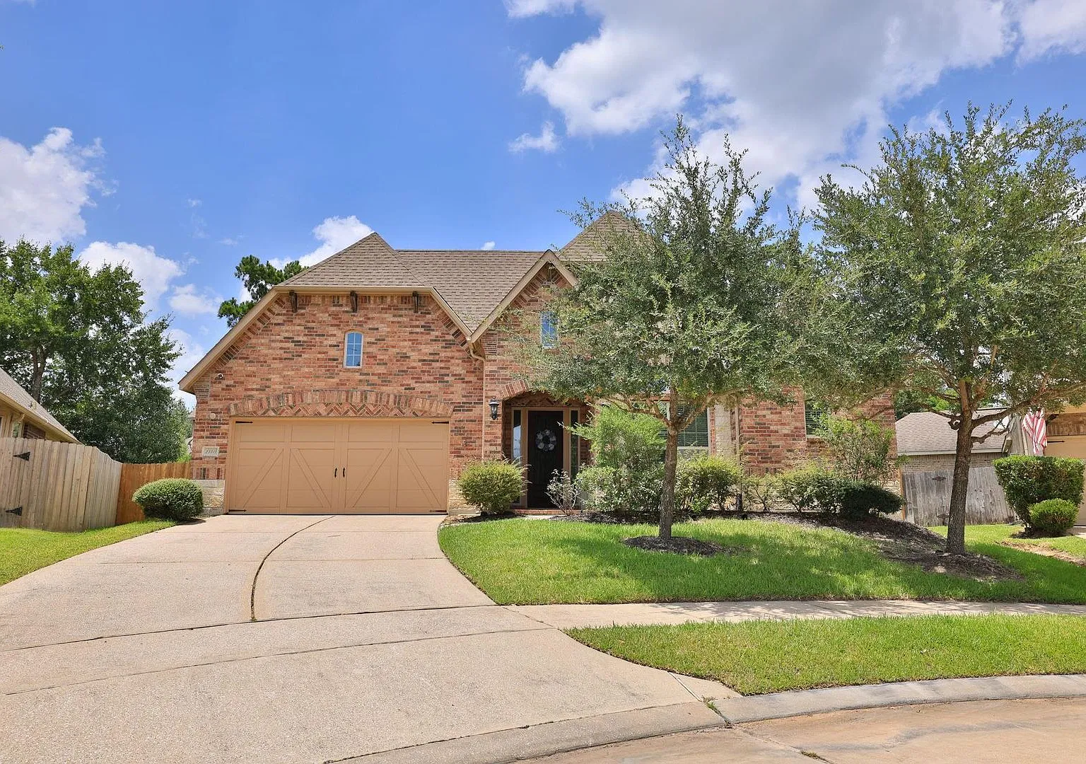 Beautiful Home in Spring! — Photo 4