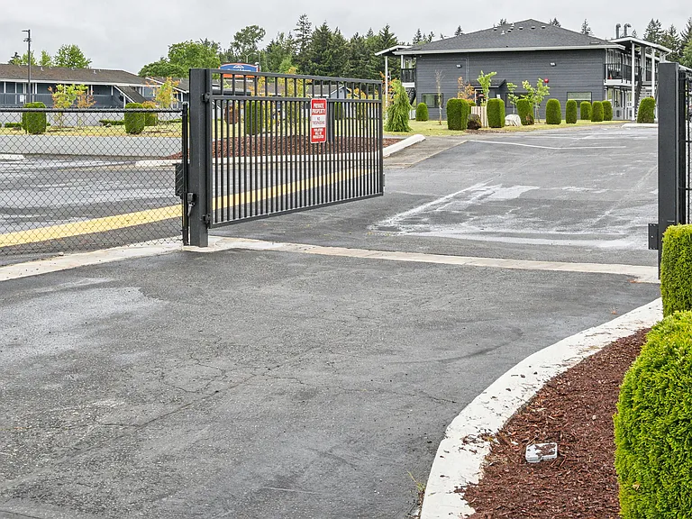Cascade Ridge Apartments — Photo 17