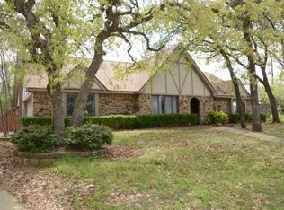 6300 Conestoga Ct, Arlington, TX 76016