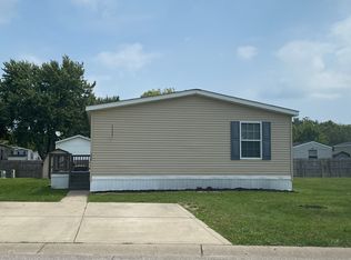 1939 Eastwood St #141, Greenwood, IN 46143